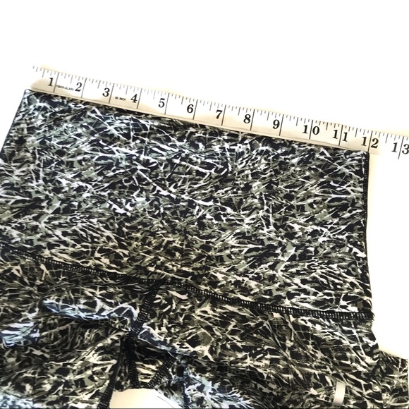 LULULEMON Wunder Under Crop SOLE W/ LOS ANGELES - Picture 7 of 9